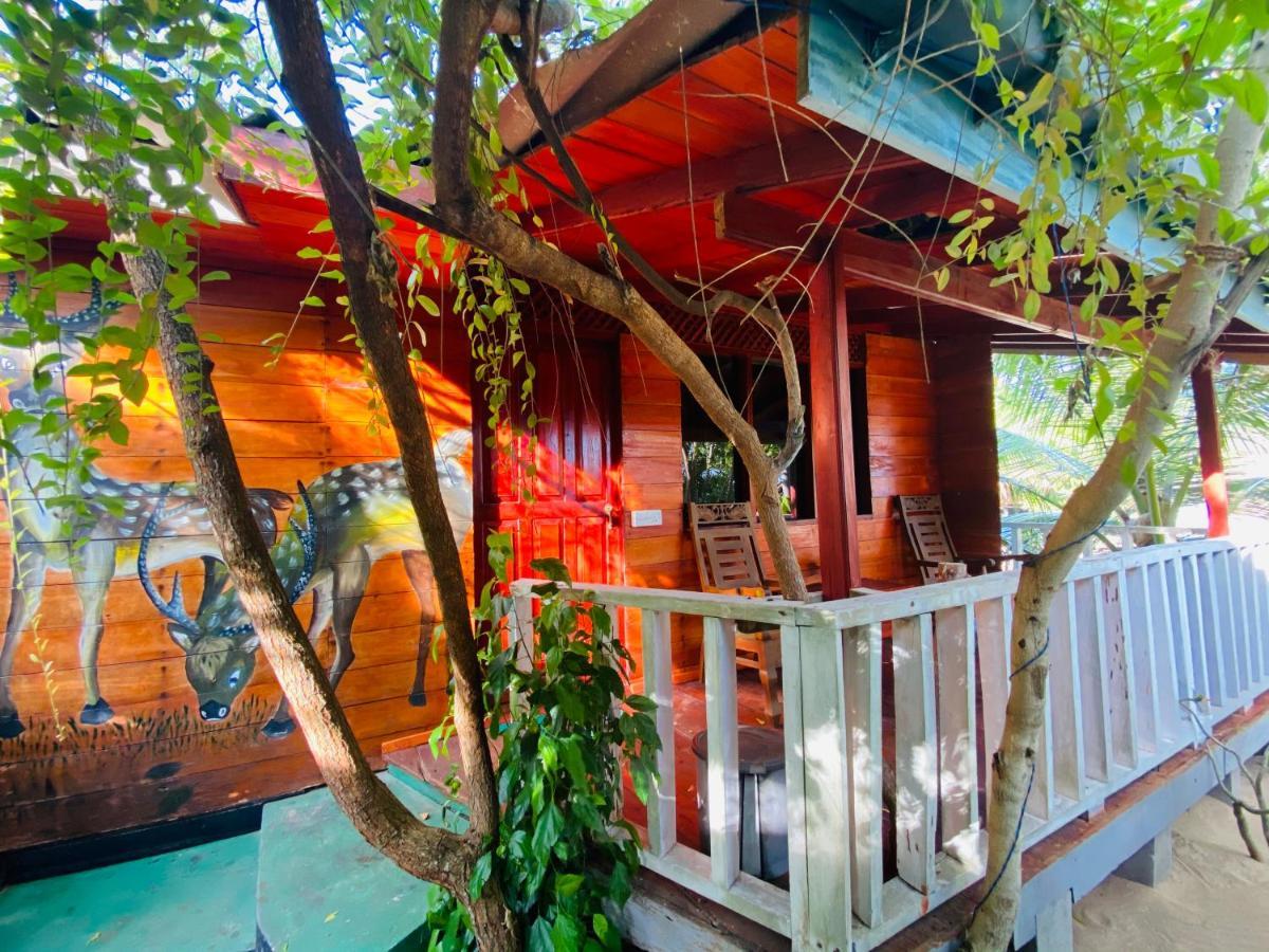 Little Pumpkin Cabanas Tangalle Exterior photo